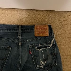 Vintage distressed Levi’s Denim jeans 527